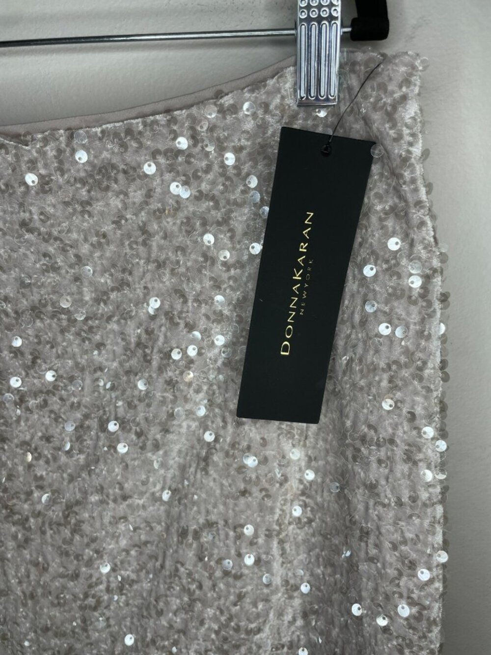 Donna Karan Sequin Embellished Pencil Skirt Beige Size 8 MSRP$139 NWT - Picture 3 of 10